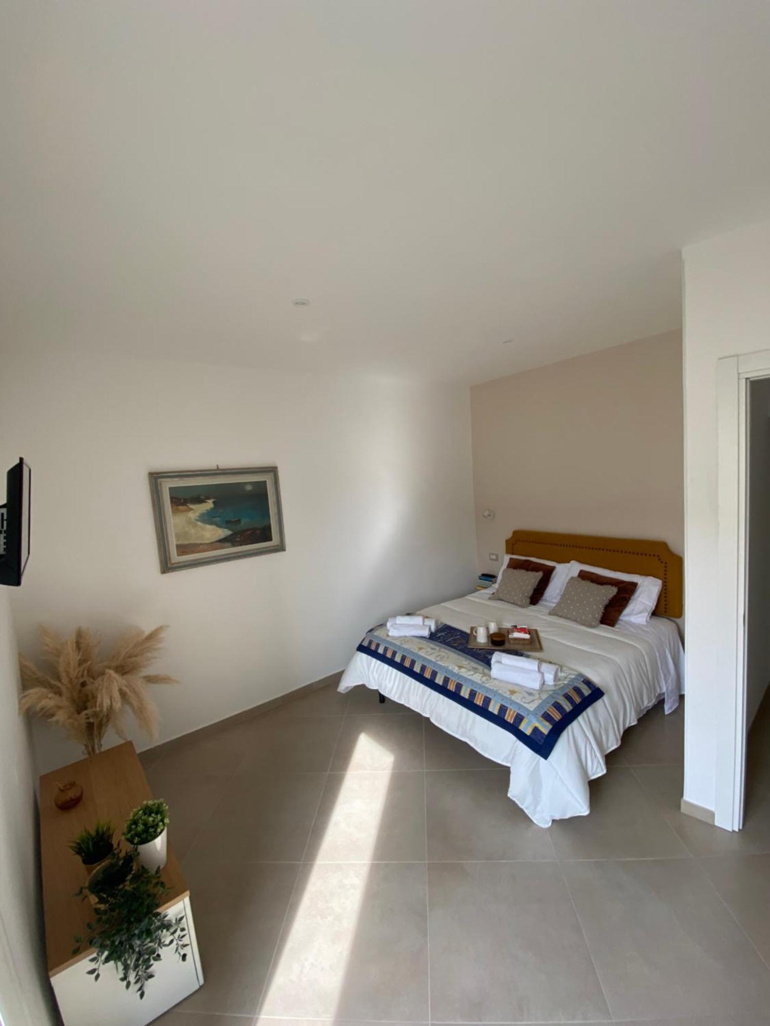 All'Imbrunire Exlusive Apartment Salerno Bagian luar foto